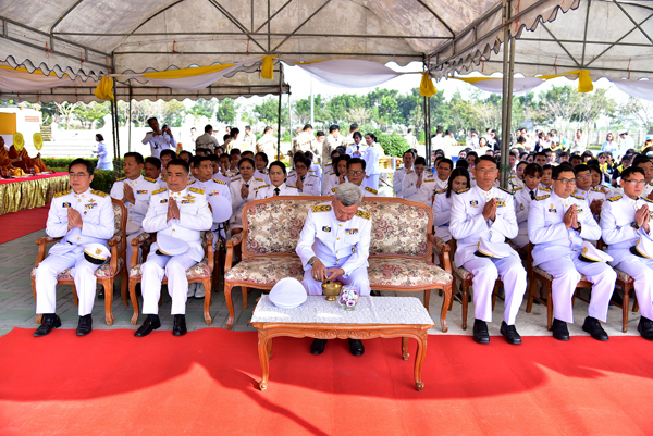 พิธีอัญเชิญนพปฎลสุวรรณฉัตร และพระบรมฉายาลักษณ์