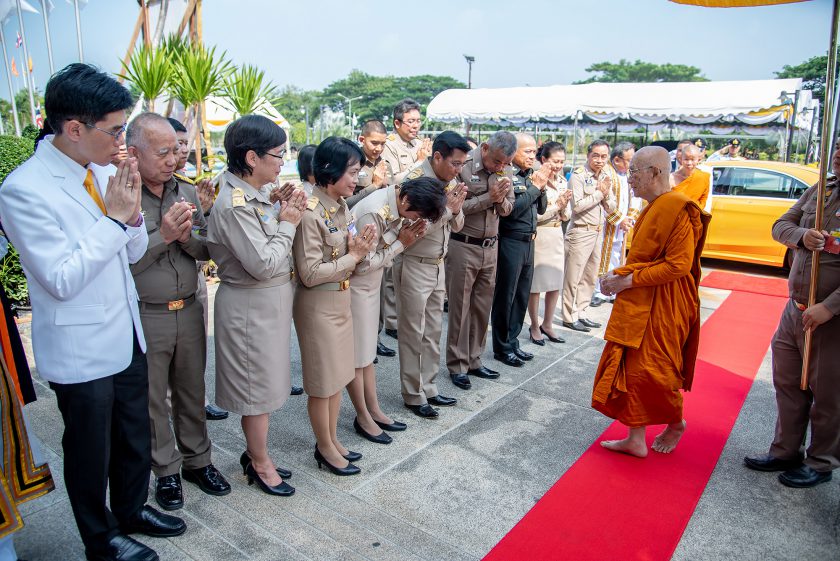 สมเด็จพระสังฆราชฯ เสด็จมาทรงเป็นประธานในพิธีประทานปริญญาบัตร