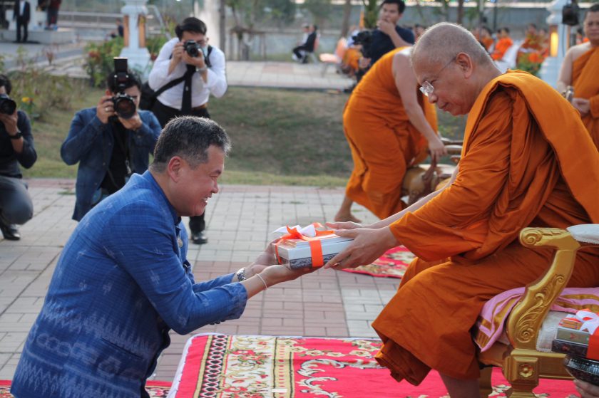 อธิบดี พช. ร่วมงานวันมาฆบูชา หนุนเสริมสร้างหลักการ “หัวใจพระพุทธศาสนา วัด ประชา รัฐ สร้างสุข”