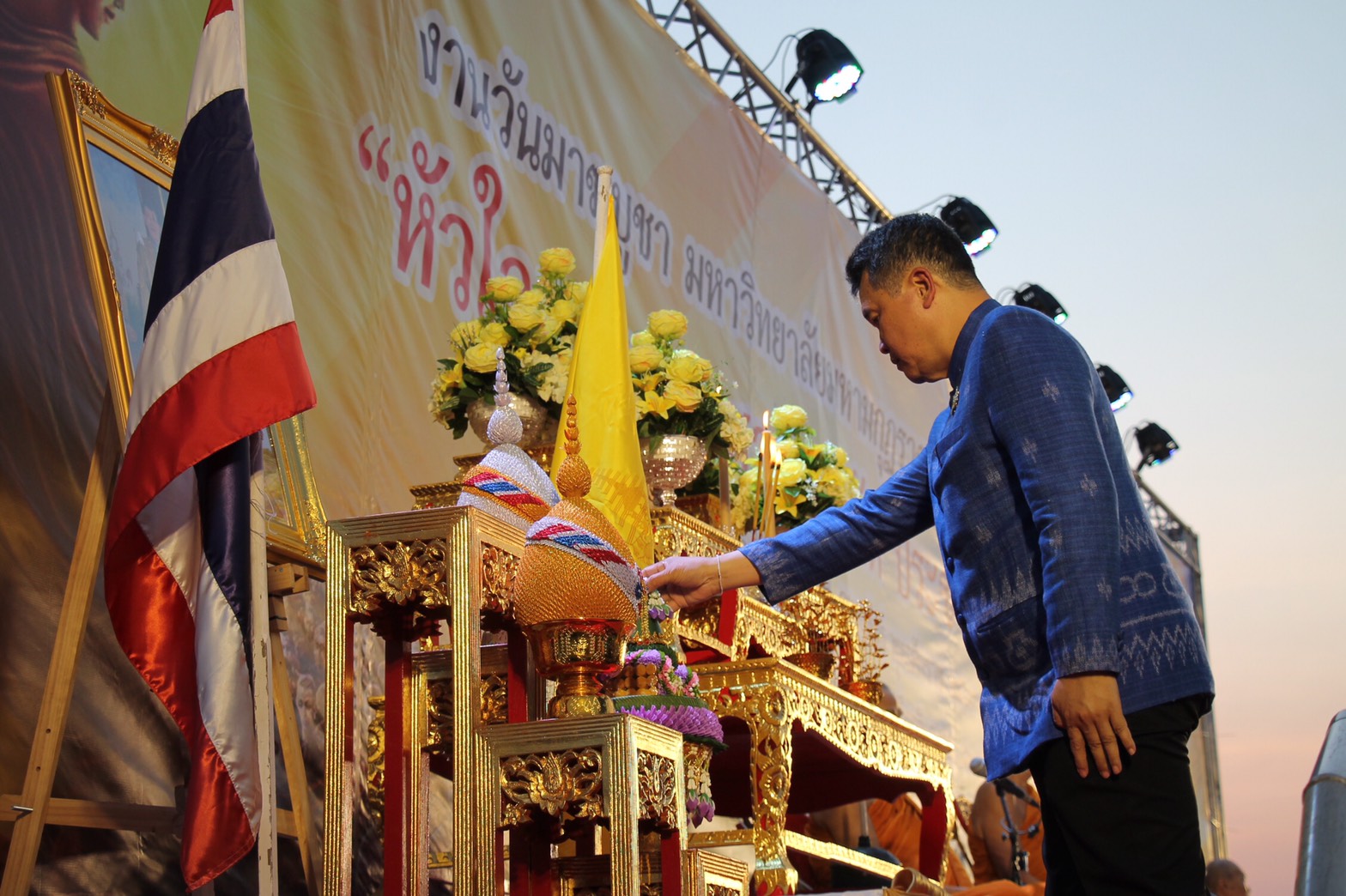 อธิบดี พช. ร่วมงานวันมาฆบูชา หนุนเสริมสร้างหลักการ “หัวใจพระพุทธศาสนา วัด ประชา รัฐ สร้างสุข”