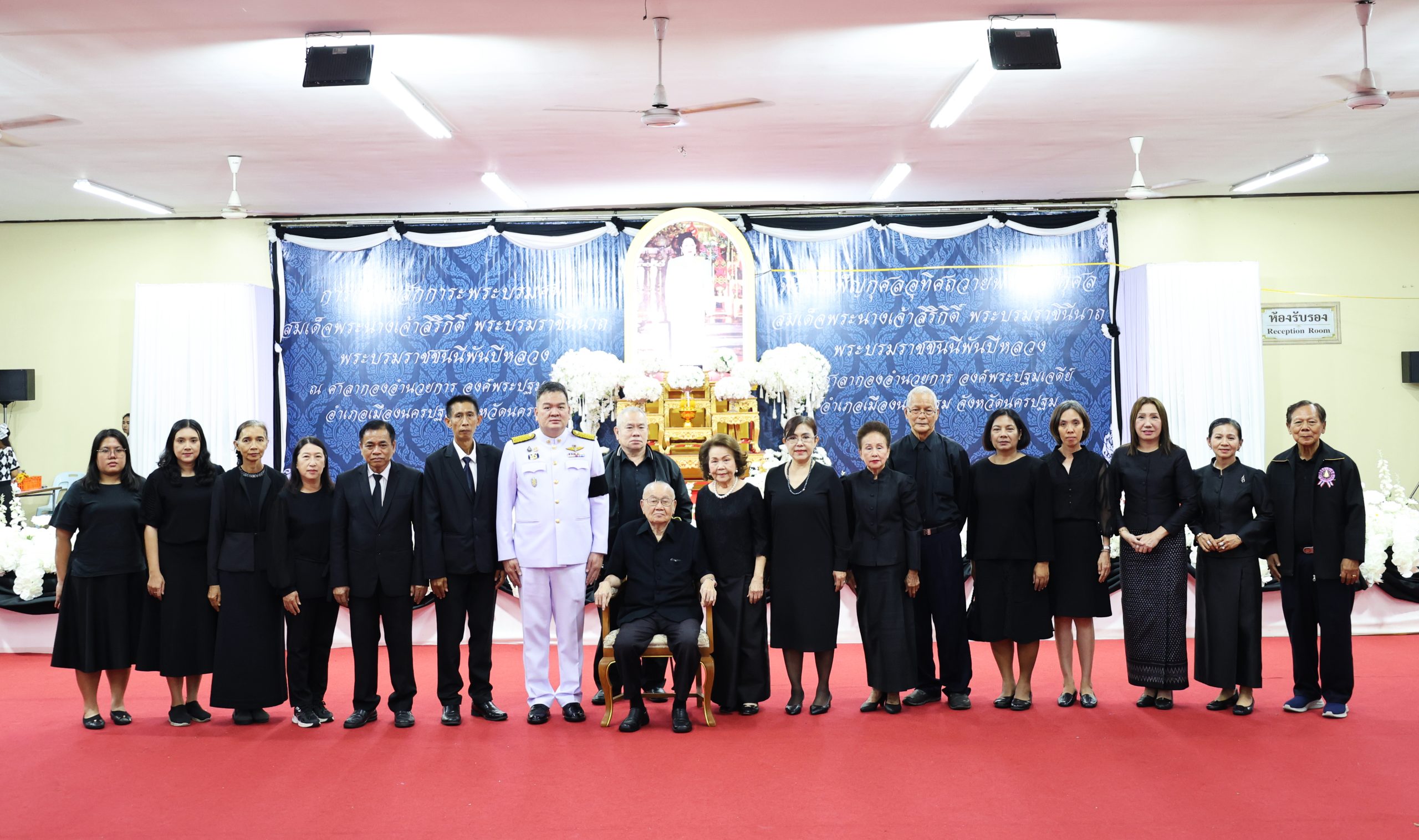 สภาวัฒนธรรมจังหวัดนครปฐมพร้อมด้วยคณะกรรมการ ร่วมเป็นเจ้าภาพสวดพระอภิธรรม ถวายพระราชกุศลแด่ สมเด็จพระนางเจ้าสิริกิติ์ พระบรมราชินีนาถ พระบรมราชชนนีพันปีหลวง