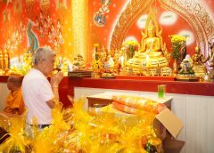 เจ้าสัวเงี๊ยบ สืบสานความศรัทธา จัดพิธีไหว้ “ทีกงแซ” วันเกิดเทพเจ้าฟ้าดิน ความเชื่อของชาวไทยเชื้อสายจีนที่ยังคงอยู่