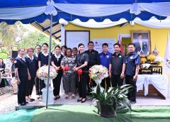 เหล่ากาชาดจังหวัดนครปฐม มอบบ้านกาชาดรวมใจ ช่วยเหลือผู้ประสบวาตภัย ในพื้นที่อำเภอกำแพงแสน